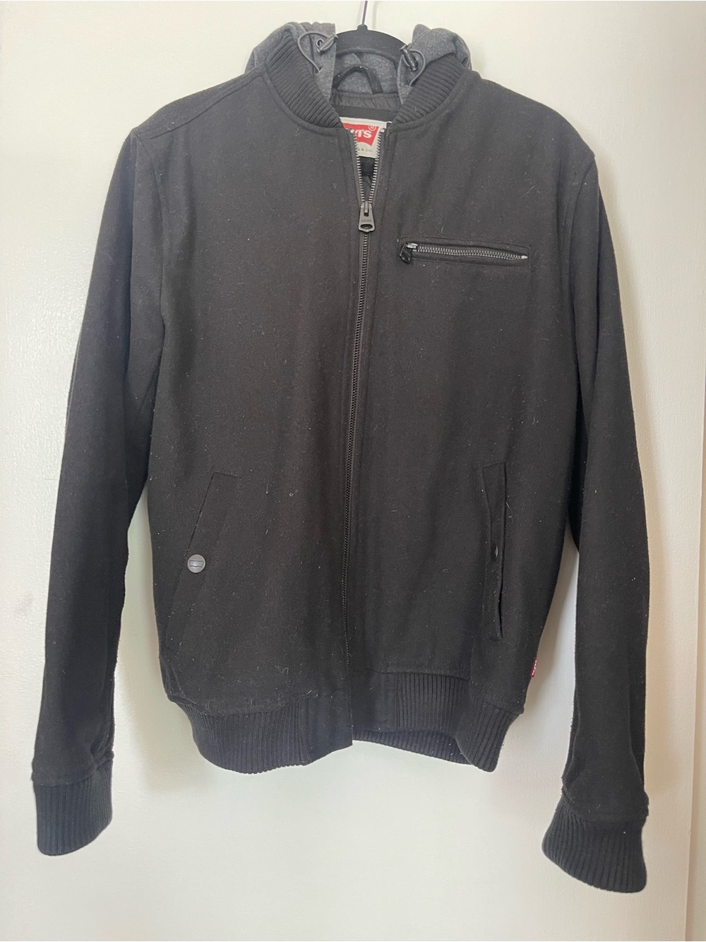 Levi’s Black Men's Hooded Zip Jacket (Medium)